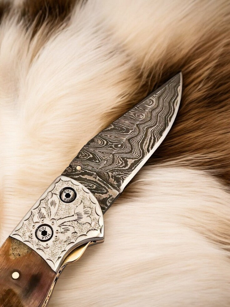 Handmade Damascus Folding Knife – Sheep Horn Handle Damascus Knife Store