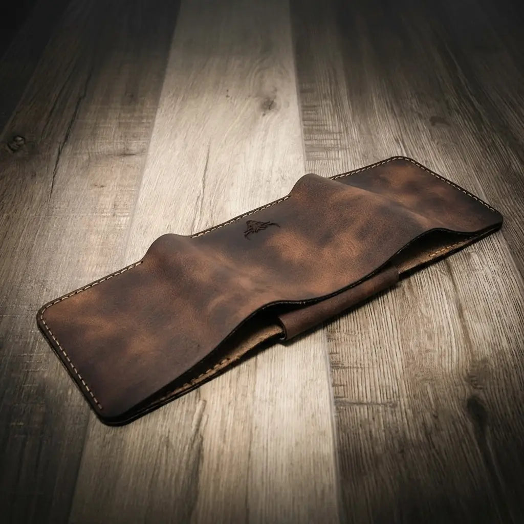 Badge Trifold Wallet Bull Sheath Leather