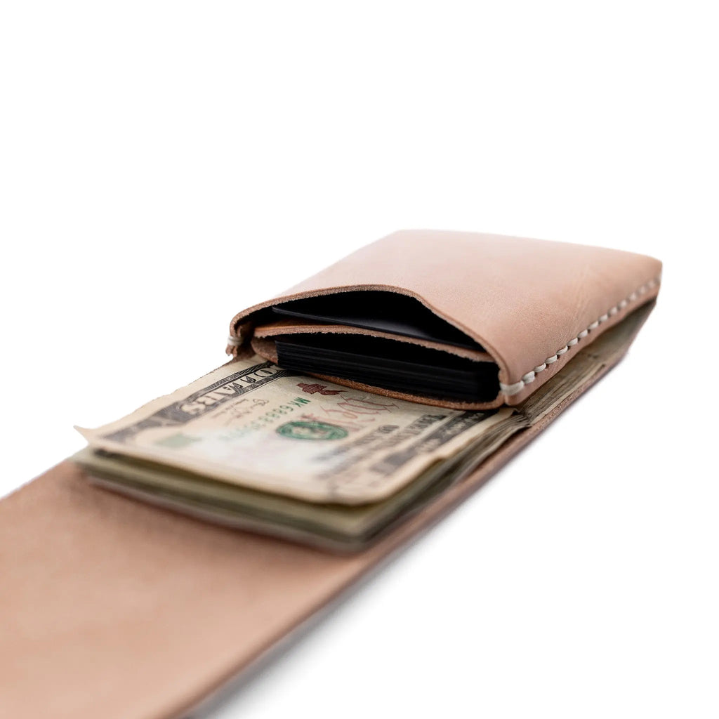 The Cash Finn – Russet Lost Dutchman Leather