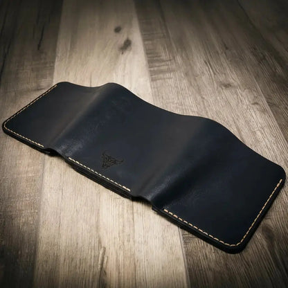 Badge Trifold Wallet Bull Sheath Leather