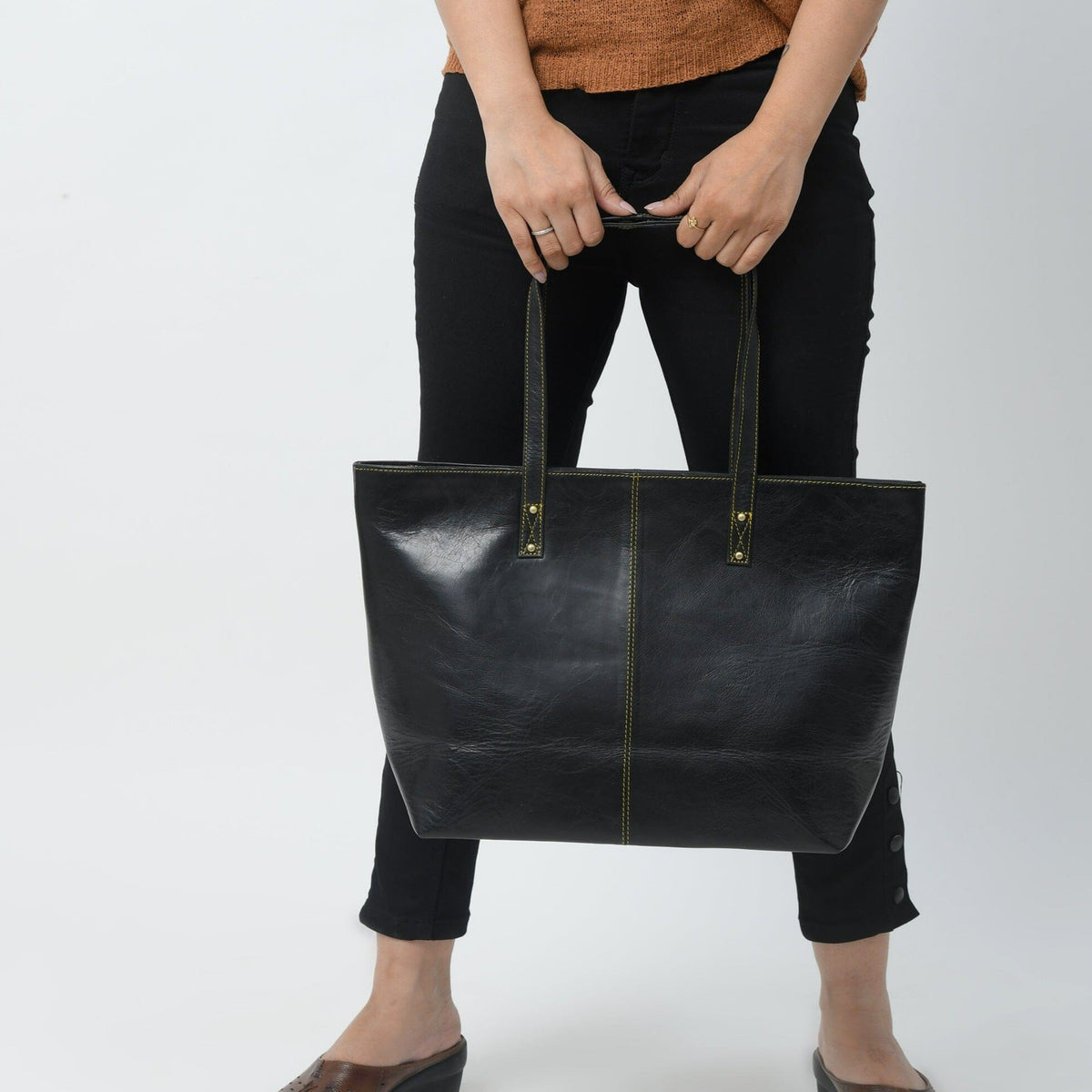 The Kim Tote Bag- Black Classy Leather Bags