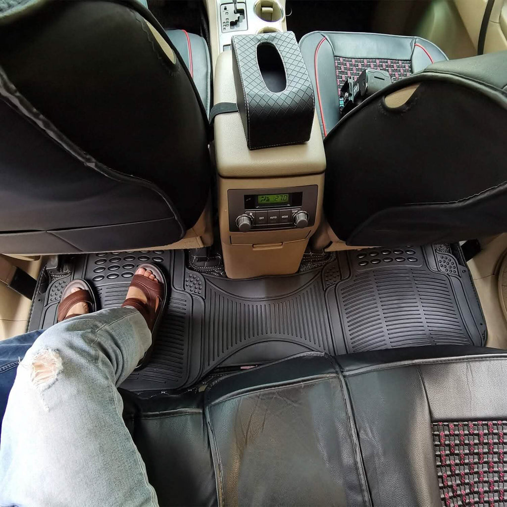 3-Piece: Automotive Floor Mats Set DailySale