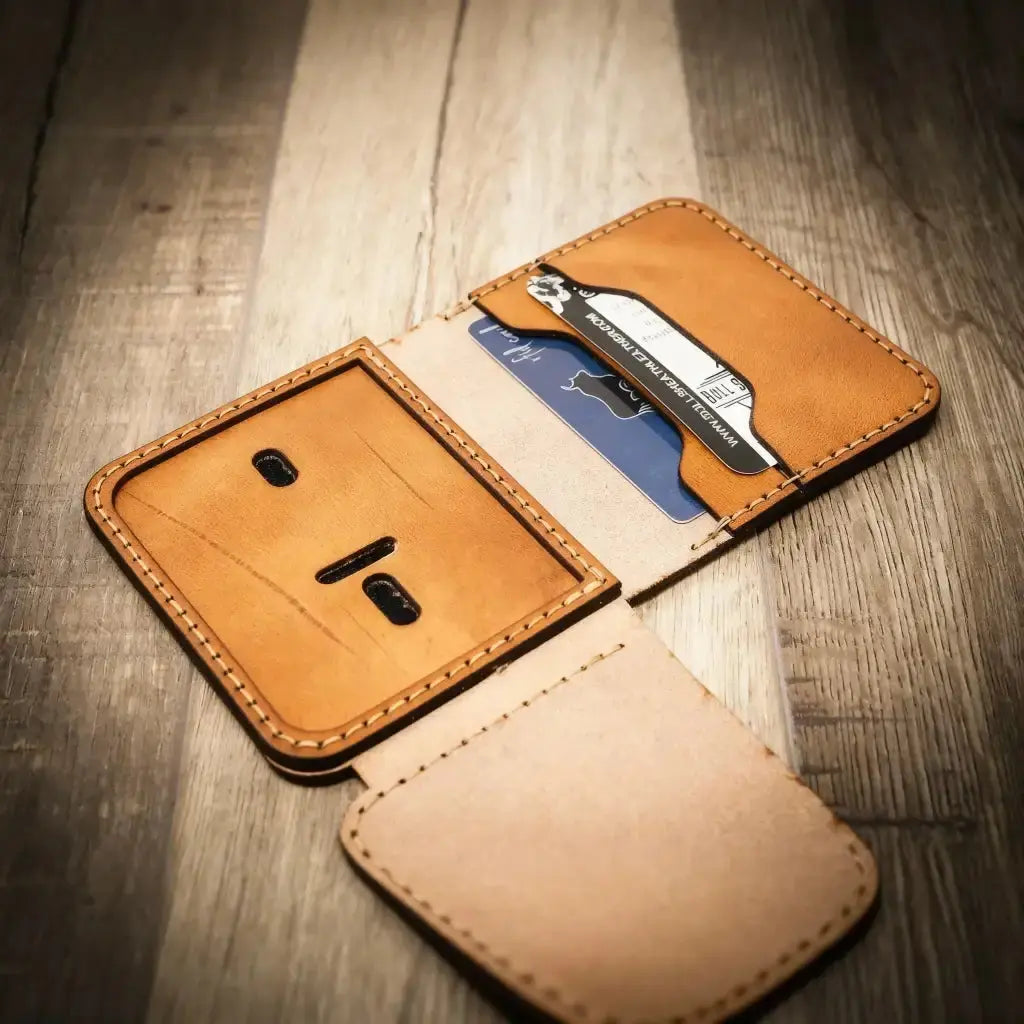 Minimalist Badge Wallet Bull Sheath Leather