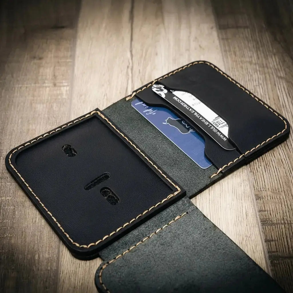 Minimalist Badge Wallet Bull Sheath Leather
