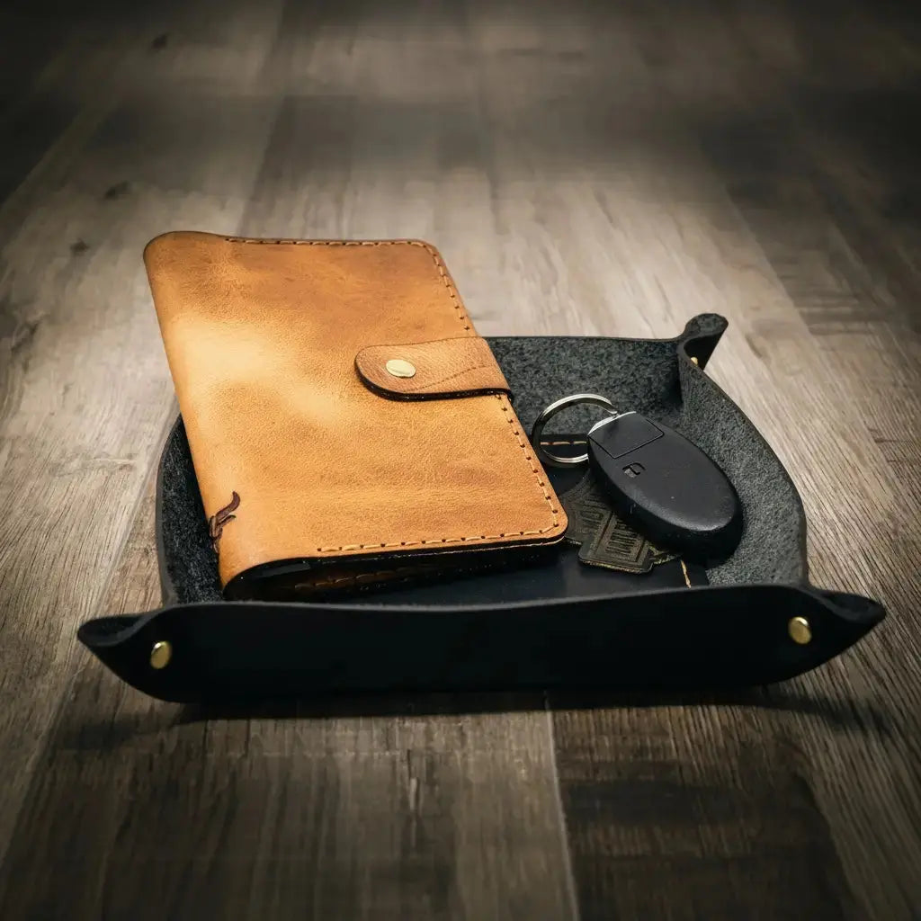Valet Tray Bull Sheath Leather
