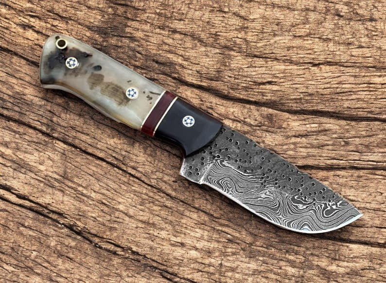 Custom Handmade Damascus Hunting Knife – 8" with Horn Handle Damascus Knife Store