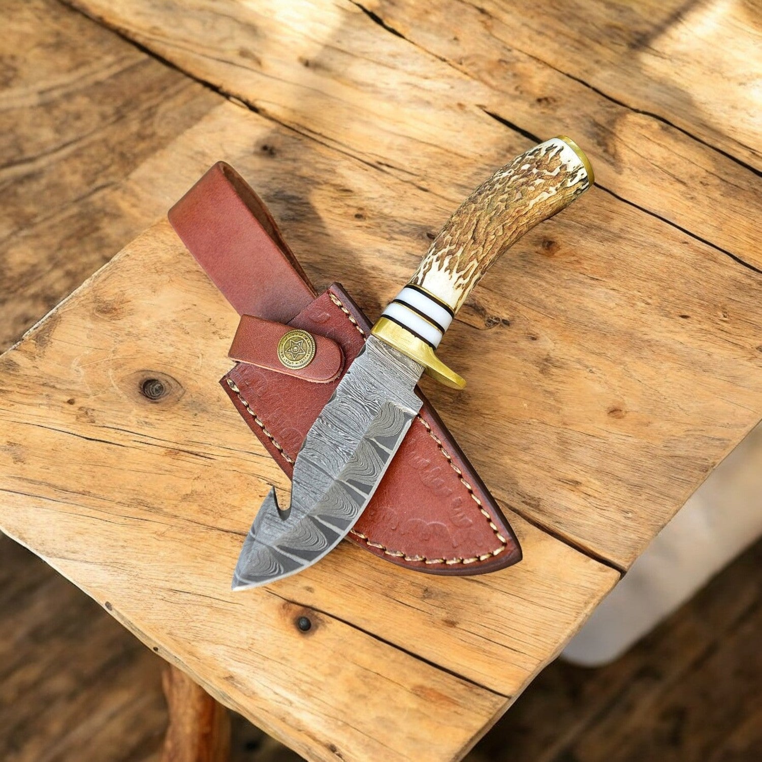 Handmade Damascus Steel Gut Hook Hunting Knife – Stag Horn Handle Damascus Knife Store