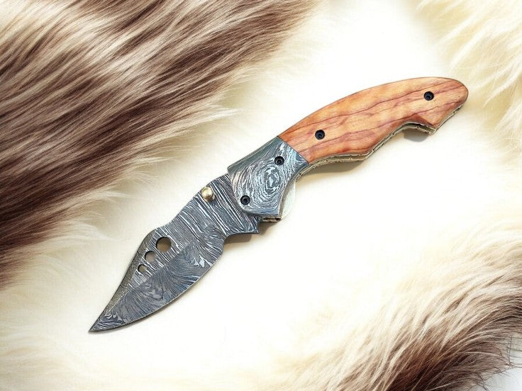 Handmade Damascus Folding Knife | Olivewood Handle Damascus Knife Store