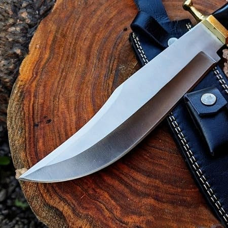 Handmade Bowie Knife – D2 Steel Blade & Buffalo Horn Handle Damascus Knife Store