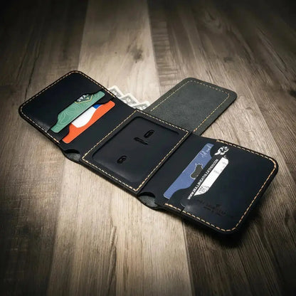 Badge Trifold Wallet Bull Sheath Leather