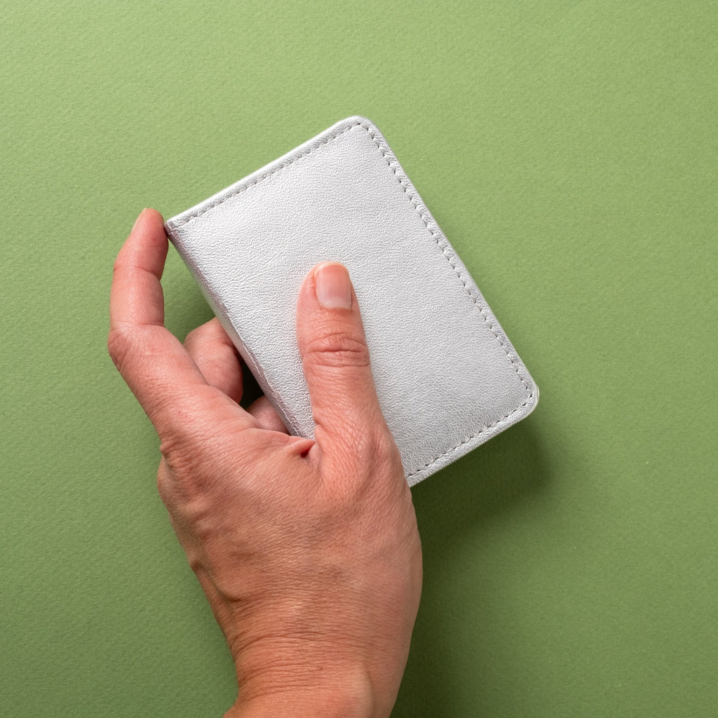 Compact Bifold with RFID Protection - Silver CASUPO