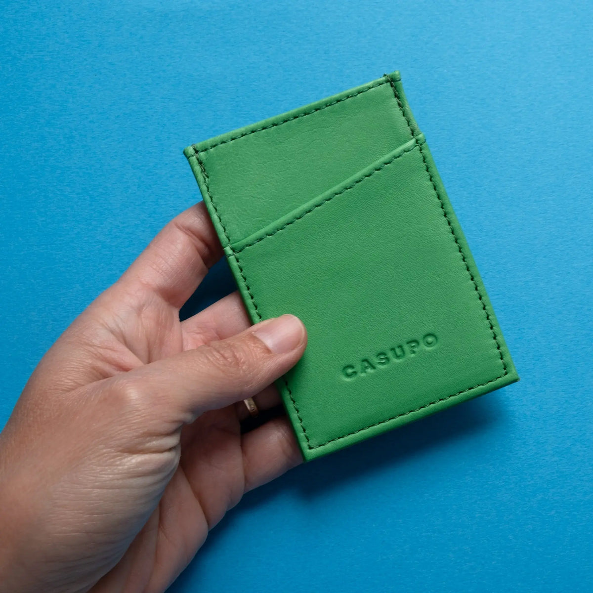 Minimalist Wallet With RFID Protection - Green CASUPO