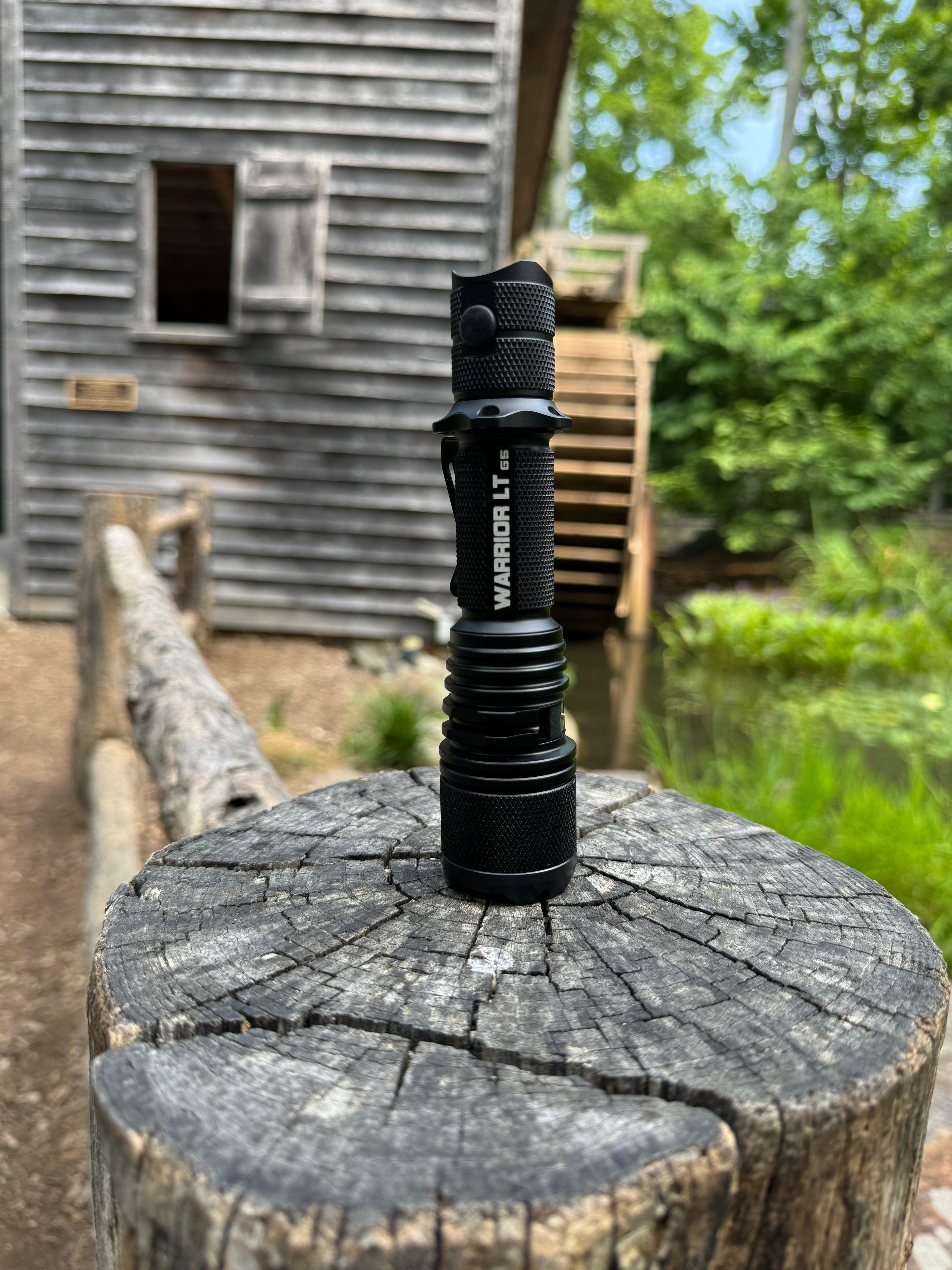 Warrior GEN5 LT-(Long Throw) - 3050 Lumen   480 Meter   Tactical Flashlight Powertac