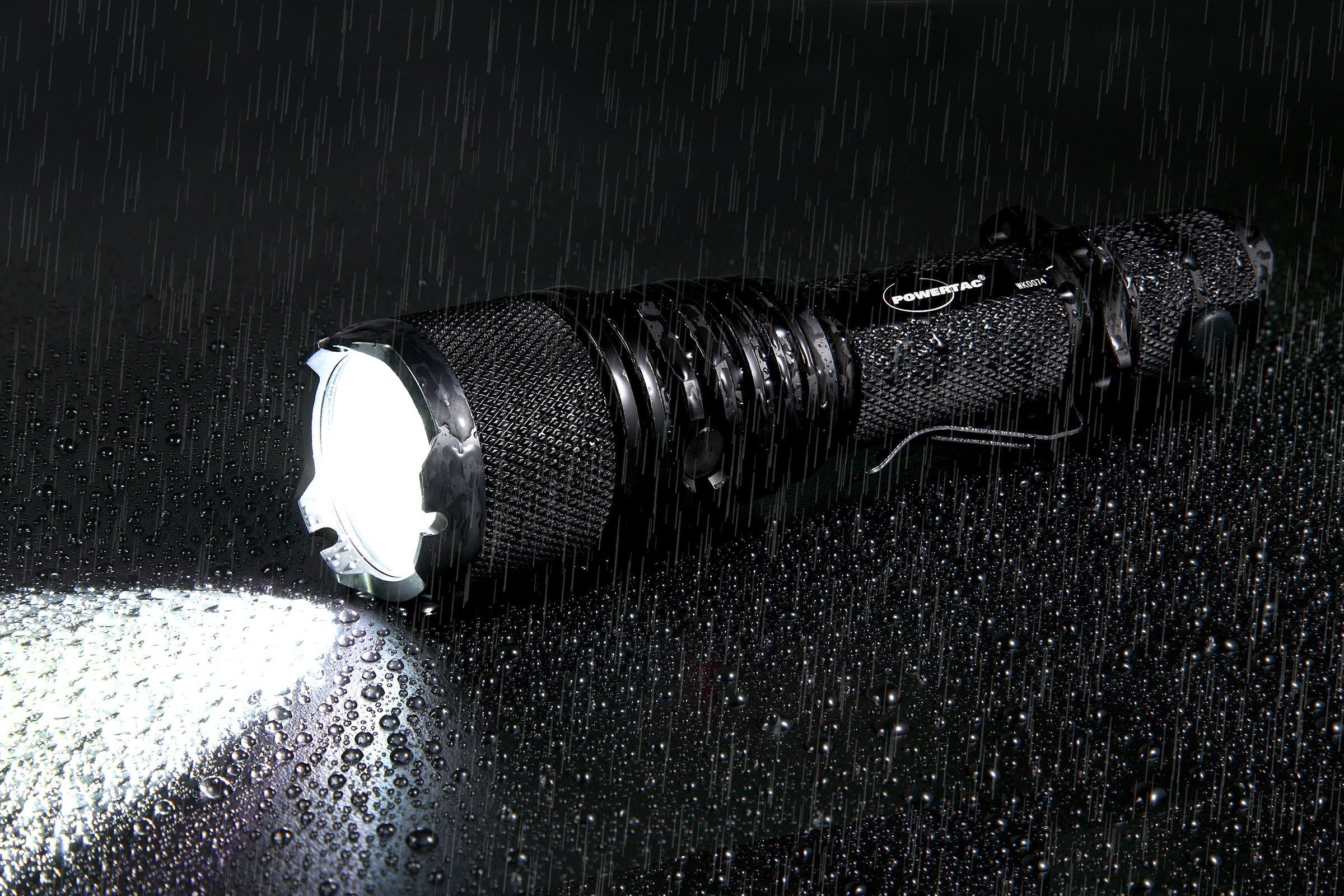 Warrior GEN5 LT-(Long Throw) - 3050 Lumen   480 Meter   Tactical Flashlight Powertac