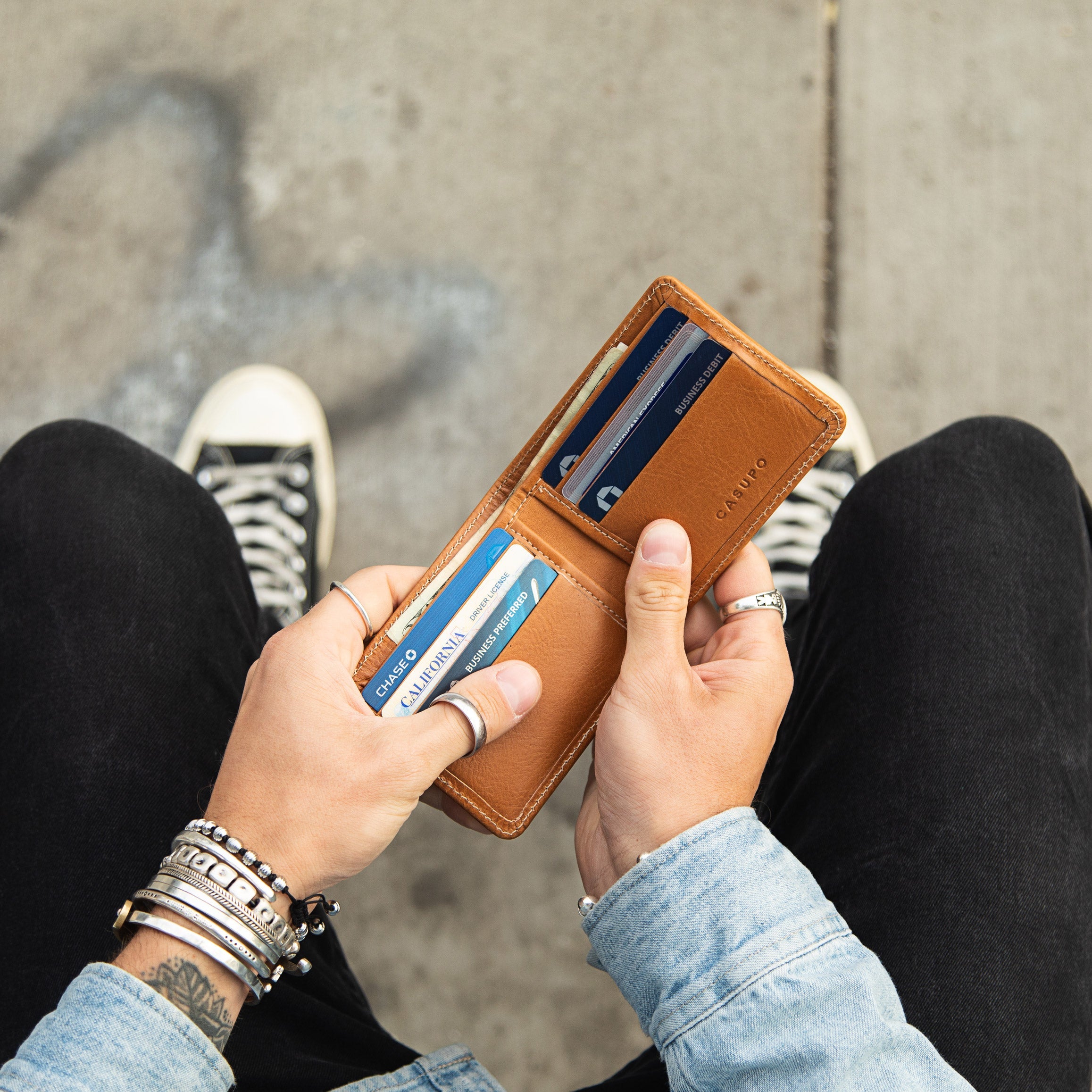 Large Billfold Wallet with RFID protection - Chocolate CASUPO