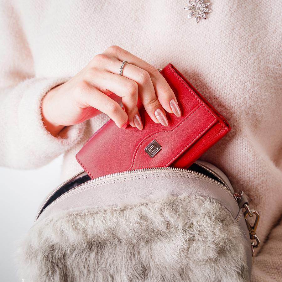 RFID Blocking Women's Leather Trifold Wallet ID Stronghold