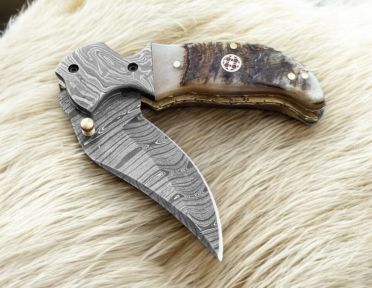 Custom Handmade Damascus Pocket Knife – Sheep Horn Handle Damascus Knife Store