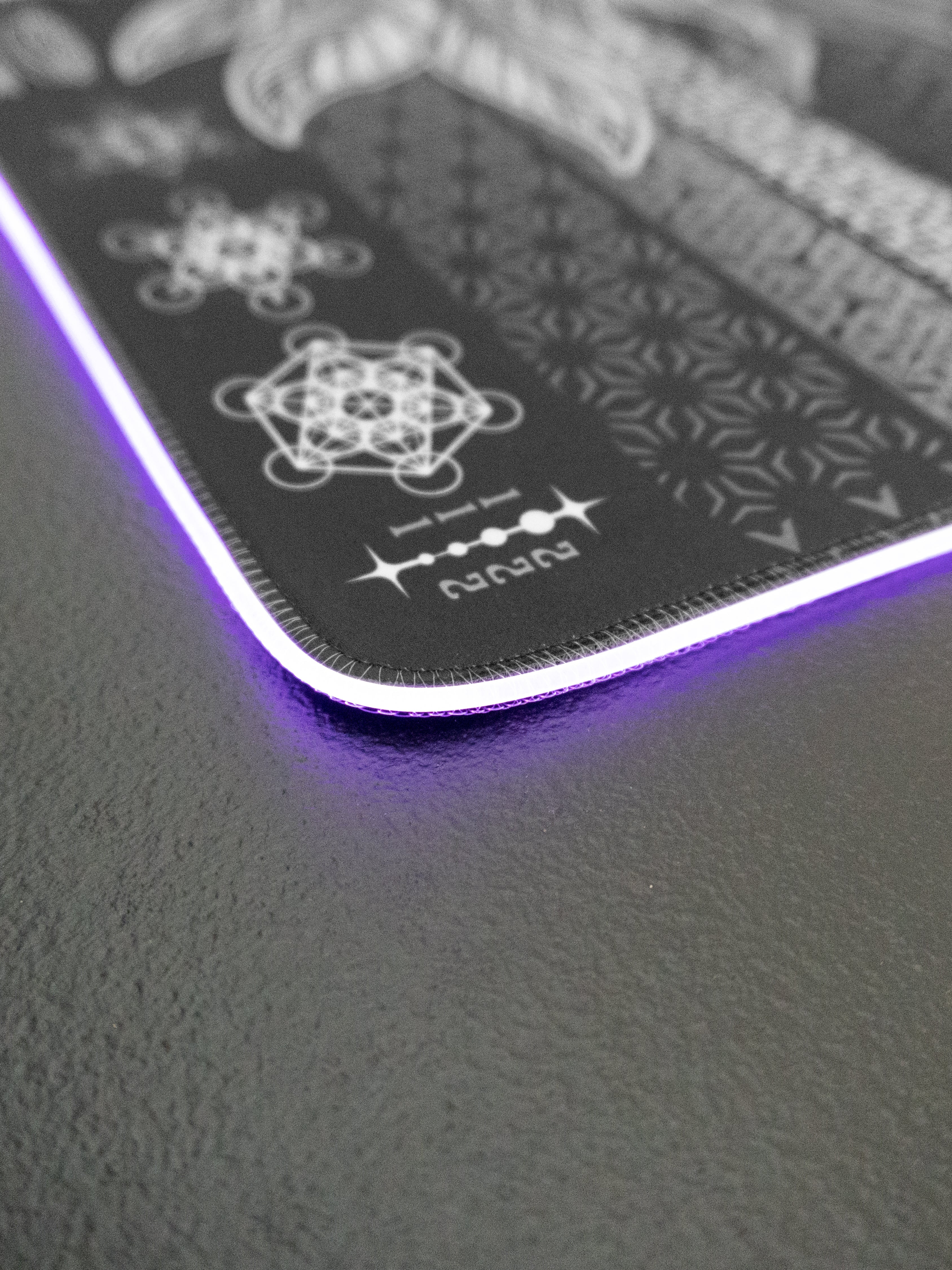 WOUNDS TO WISDOM V1 ✦ MONOCHROME ✦ XXL RGB Gaming Mouse Pad Rage Nation Apparel