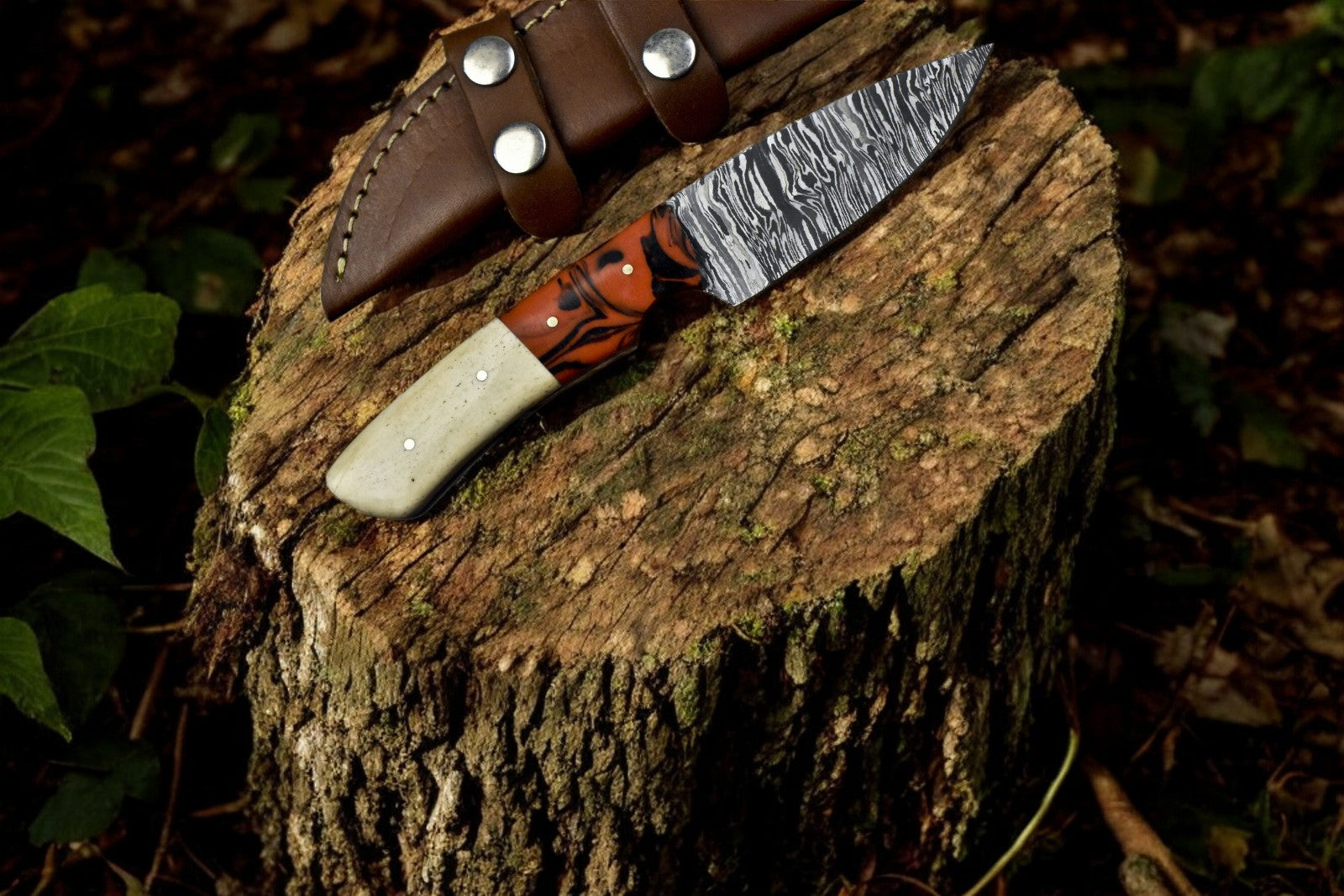 Handmade Damascus Steel Skinning Knife – 7.5" with Resin & Bone Handle Damascus Knife Store