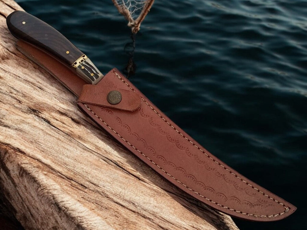 Premium Damascus Fillet Knife – Rosewood & Antler Handle Damascus Knife Store