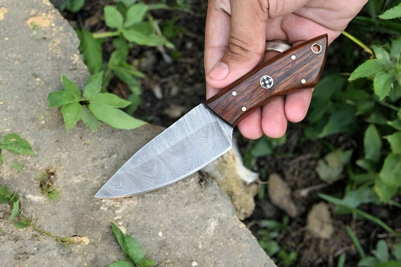 Handmade Damascus Hunting Knife with Rosewood Handle Damascus Knife Store