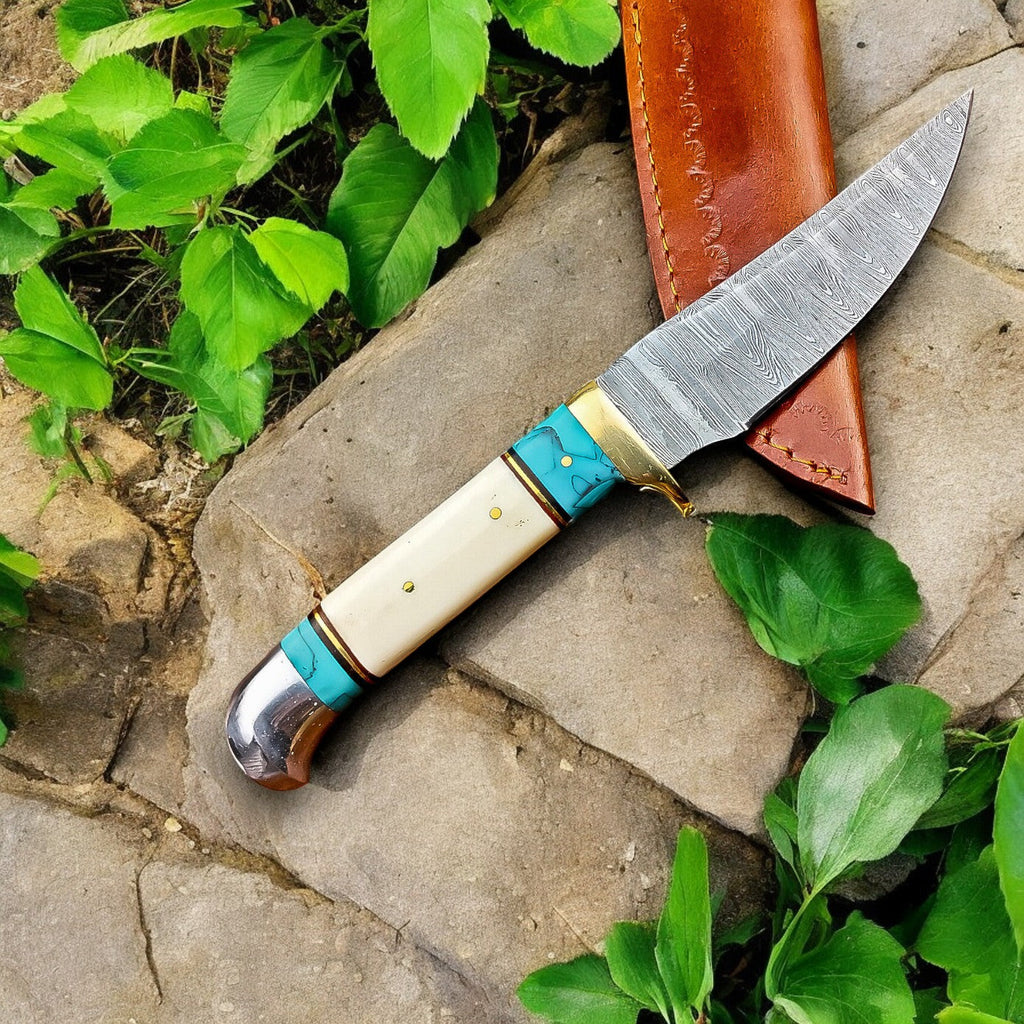 Handmade Damascus Hunting Knife – Turquoise & Bone Handle Damascus Knife Store