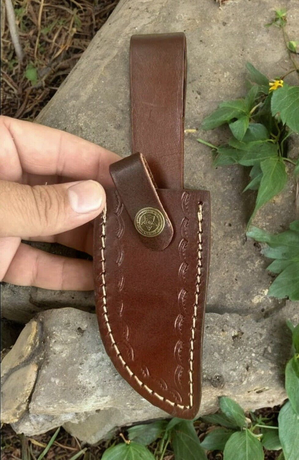 Custom Handmade Damascus Hunting Knife – Epoxy Resin Handle Damascus Knife Store