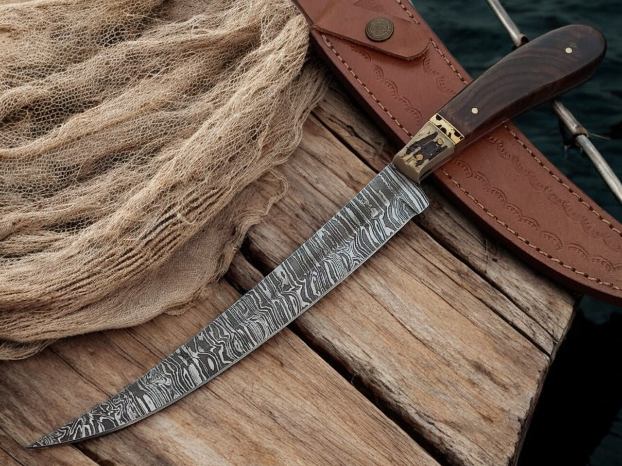 Premium Damascus Fillet Knife – Rosewood & Antler Handle Damascus Knife Store