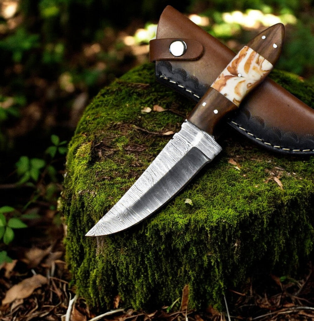Handmade Damascus Steel Skinning Knife with Leather Sheath Damascus Knife Store