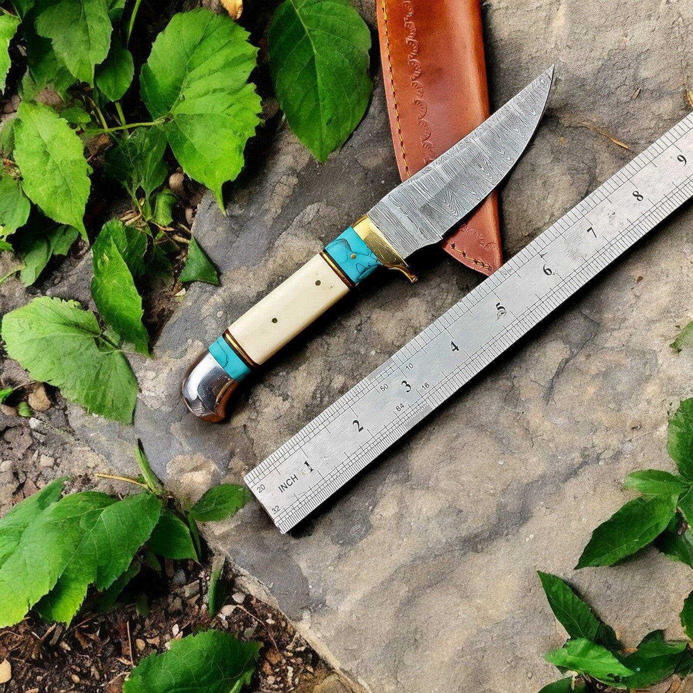 Handmade Damascus Hunting Knife – Turquoise & Bone Handle Damascus Knife Store