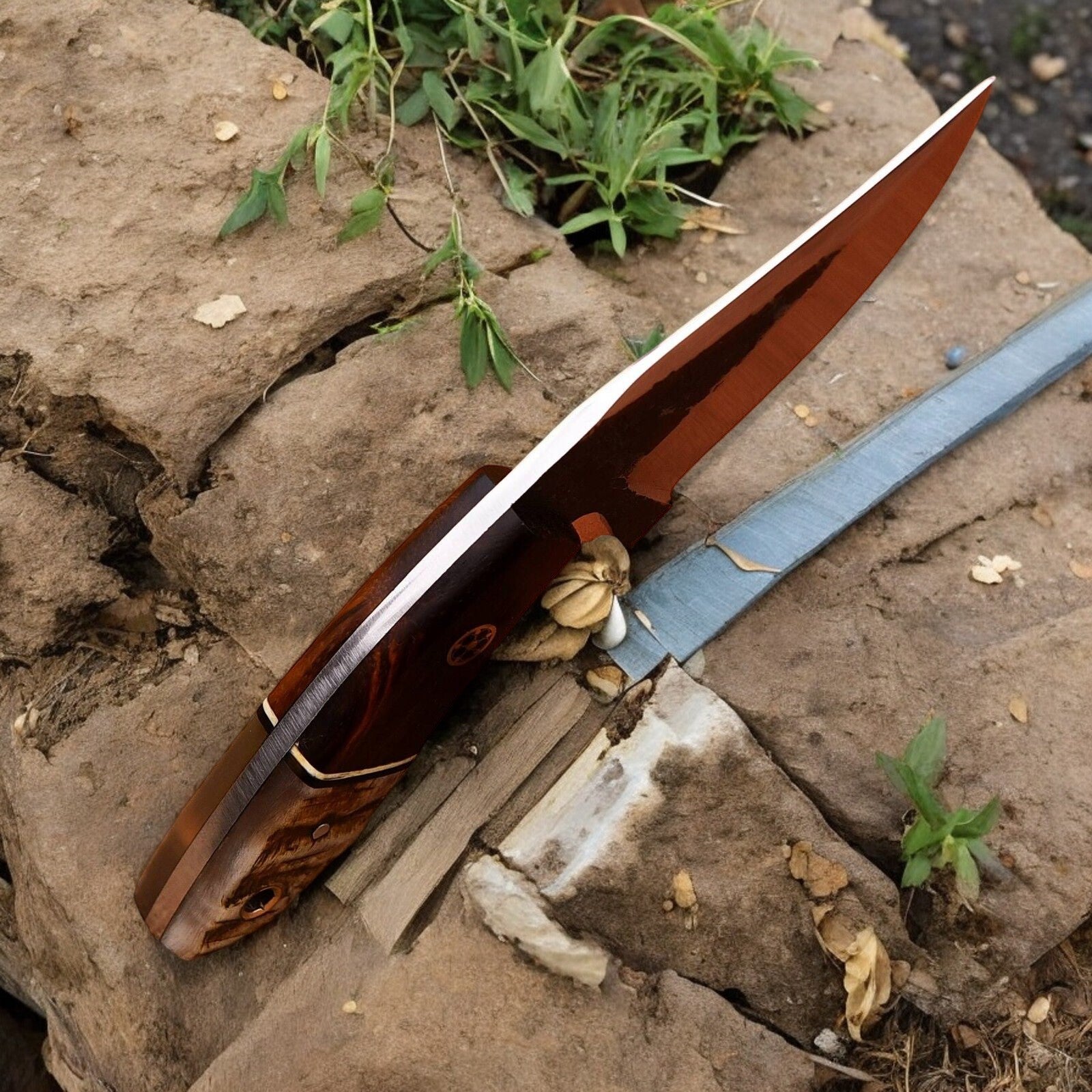 Handmade High-Carbon Steel Hunting Knife – 8" with Sheath Damascus Knife Store