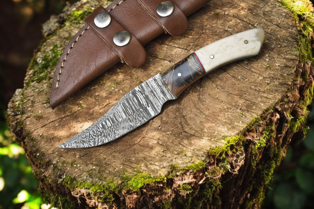 Handmade Damascus Skinning Knife – Epoxy Resin & Bone Damascus Knife Store